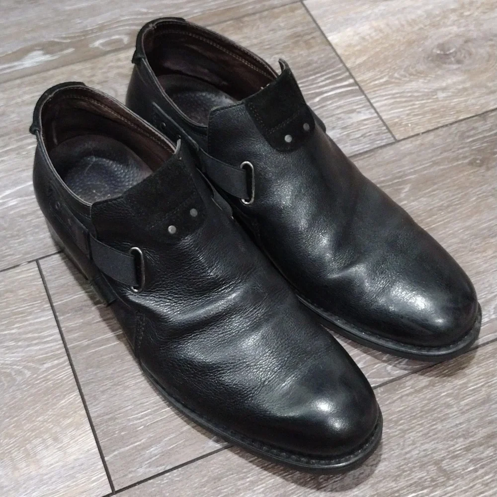 Bacco Bucci mens black leather moto loafers. Size 11. Made in Italy